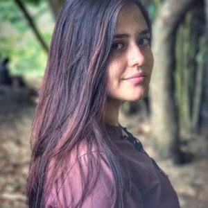 Meet your Posher, Paulina